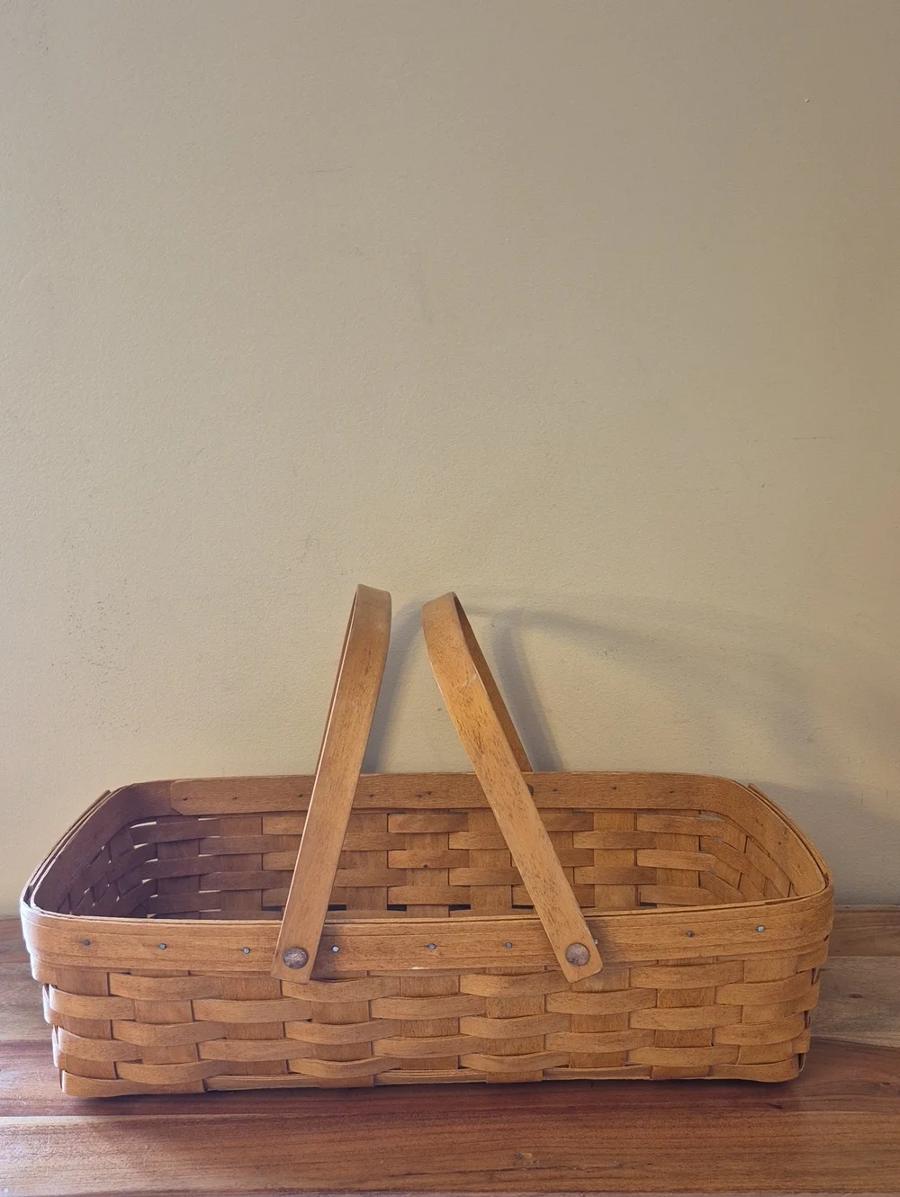 Vintage 1994 Longaberger Large 17.5